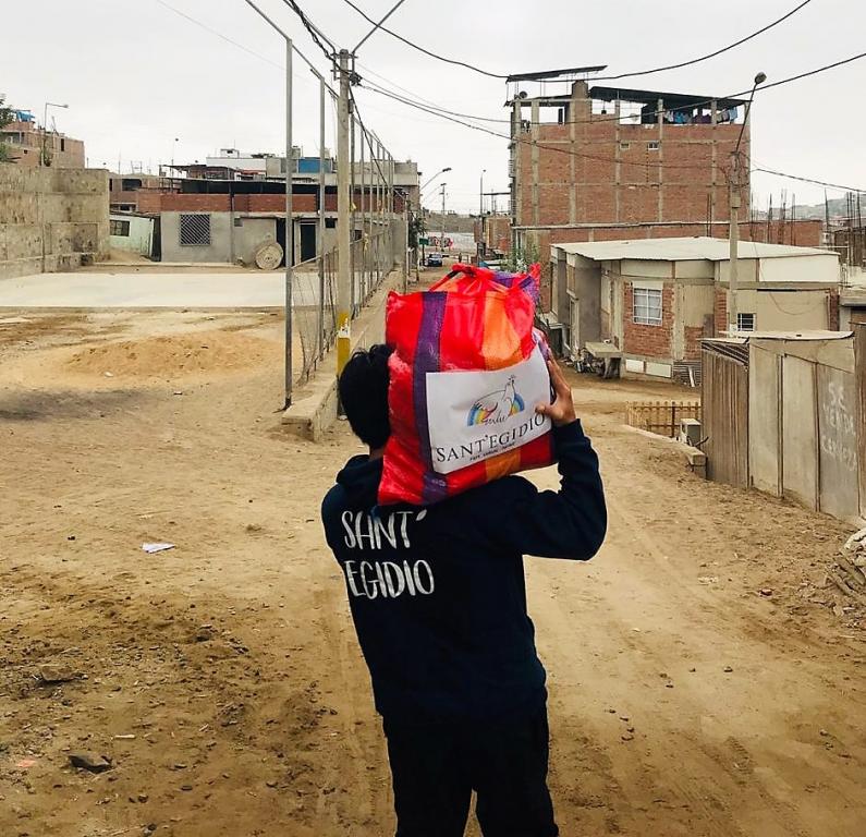 Covid-19 in Lateinamerika: auf den Straßen von Lima in Peru bei den unter der Pandemie leidenden Armen